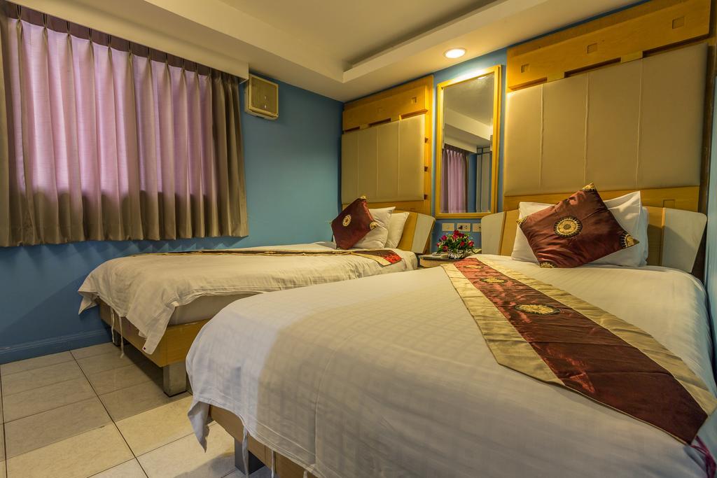 Sam'S Lodge Bangkok Extérieur photo